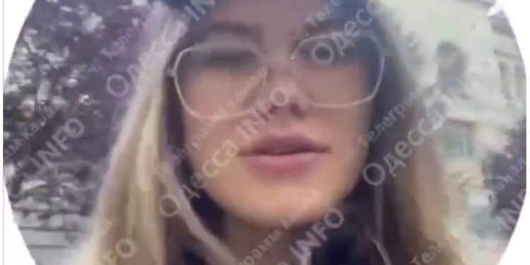 “На*й мені цю церкву охороняти”, – в Одесі звільнили поліцейську за скандальні висловлювання (ВІДЕО)