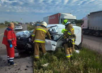 На Миколаївщині в ДТП із Scania загинув водій Renault Kangoo (ФОТО)
