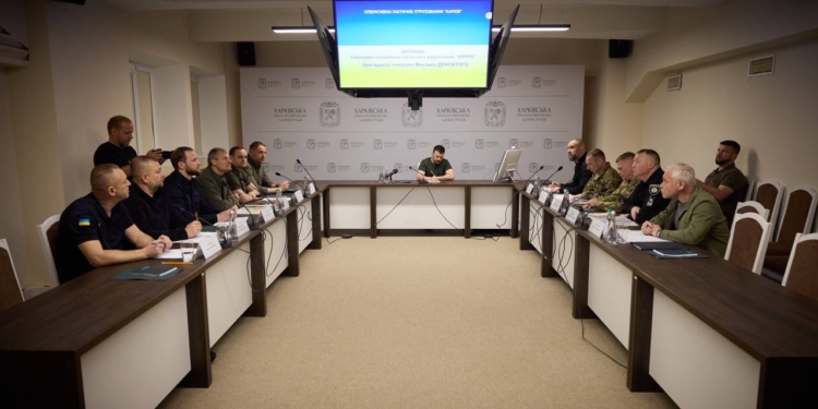 Зеленський провів нараду в Харкові (ФОТО, ВІДЕО)