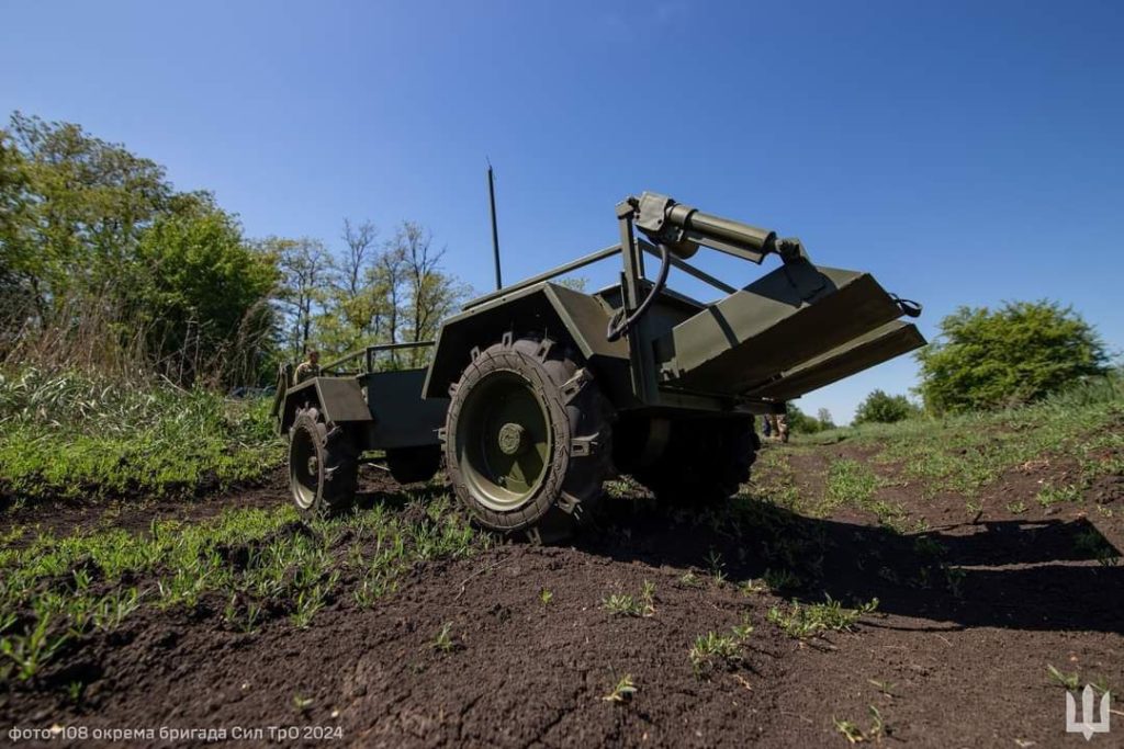 «Махно»: у 108-й бригаді ТрО пройшли випробування наземних дронів (ФОТО) 4