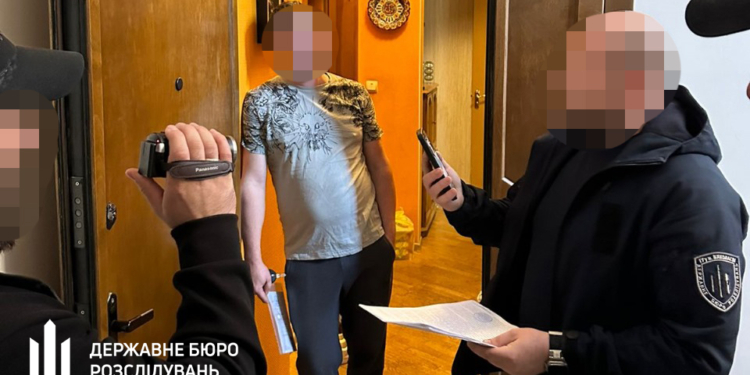 Справа на мільйон. В Одеському ТЦК через втручання в електронний реєстр 138 чоловіків зробили непридатними (ФОТО, ВІДЕО)