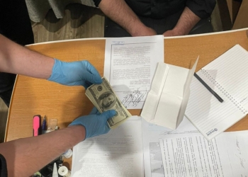 На Миколаївщині військовослужбовець намагався підкупити поліцейського $500: за що?