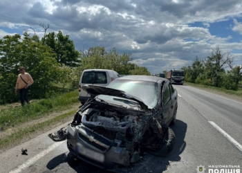 Біля Коблеве сталася ДТП за участі Chevrolet Aveo, Mitsubishi та УАЗа (ФОТО)