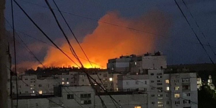 В Луганську був приліт по авіаремонтному заводу (ВІДЕО)