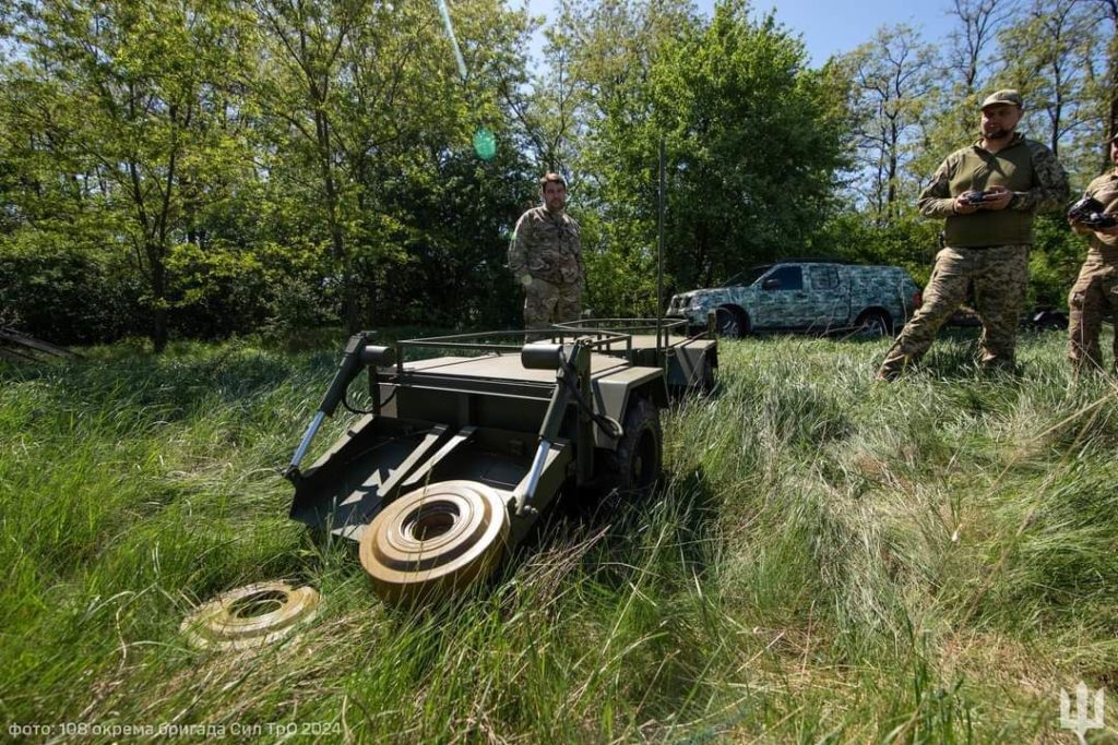 «Махно»: у 108-й бригаді ТрО пройшли випробування наземних дронів (ФОТО) 8