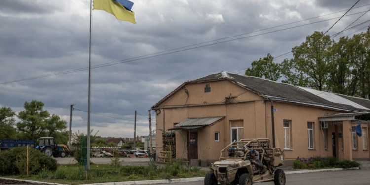 У перший день наступу РФ на Харківщині  в українських військових не працювали Starlink, – The Washington Post (ФОТО)