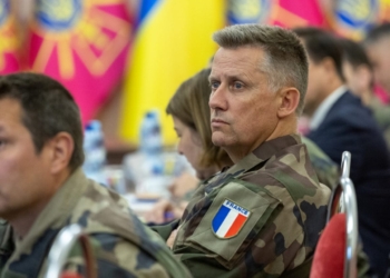 Придивляються. Делегація армії Франції здійснила офіційний візит в Україну (ФОТО)