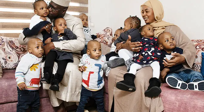 Перші у світі 9 близнюків відзначили свій третій день народження (ФОТО, ВІДЕО)