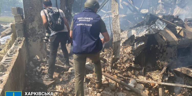 Масована атака на Харківщину: відомо про сімох загиблих та 23 поранених (ФОТО)