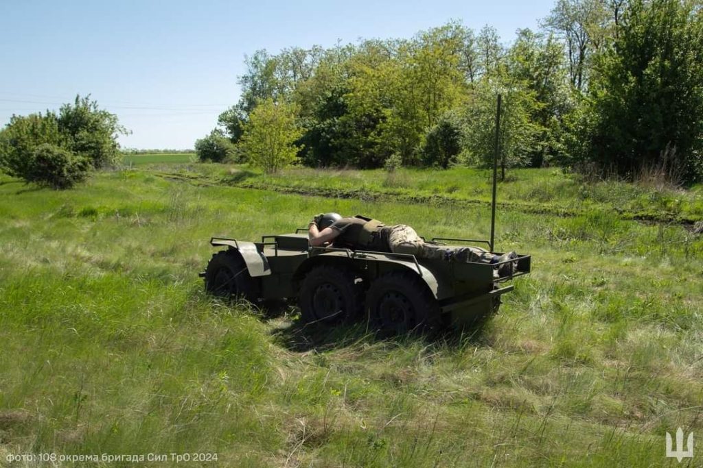 «Махно»: у 108-й бригаді ТрО пройшли випробування наземних дронів (ФОТО) 14