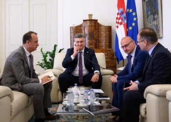 Прем’єр Хорватії Пленкович підтвердив участь у саміті миру