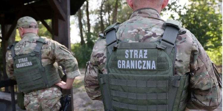 Польські прикордонники затримали російського дезертира – він втікав з війни через Білорусь