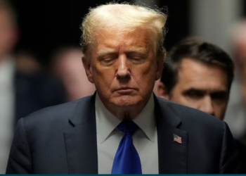 Трампа в суді визнали винним за всіма 34 епізодами про підробку документів. Що тепер?