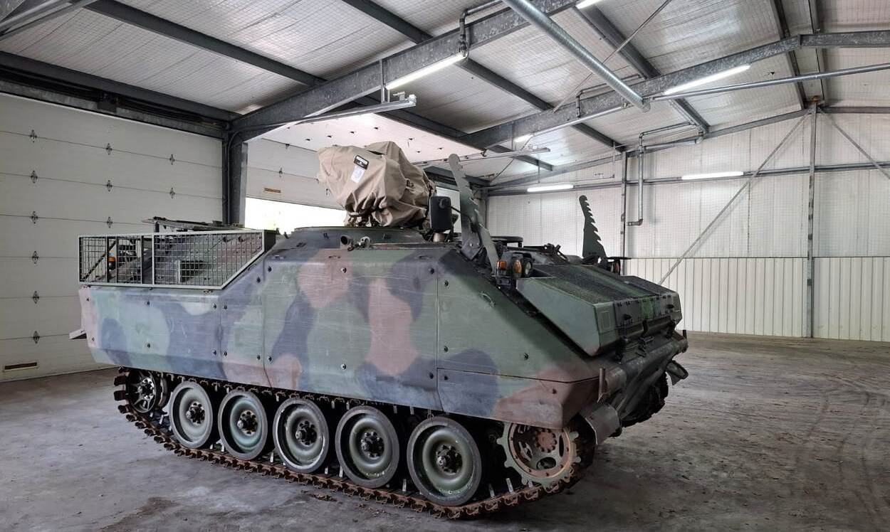 Нідерланди передадуть Україні партію бойових машин піхоти YPR-765