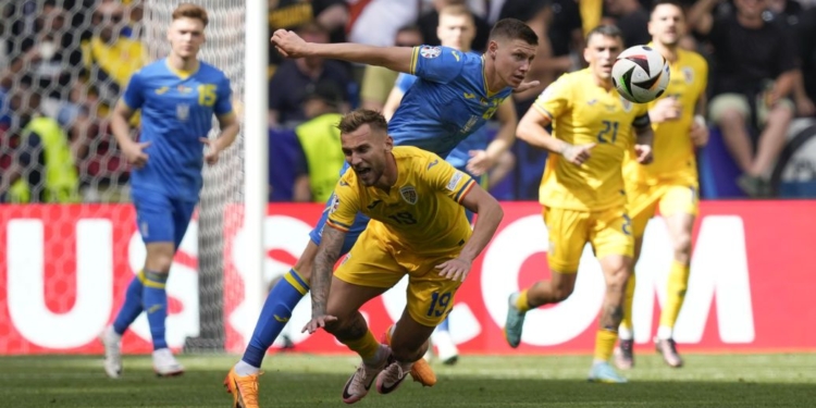 Збірна України «всуху» програла Румунії в стартовому матчі на Євро-2024 – пропустила 3 голи