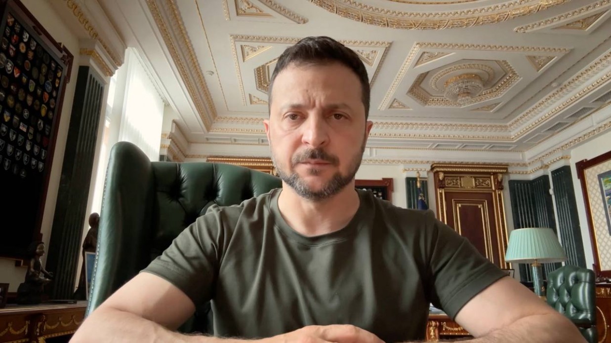 Зеленський поіменно подякував рятувальникам Харківщини і пообіцяв нові домовленості з європейськими партнерами (ВІДЕО)