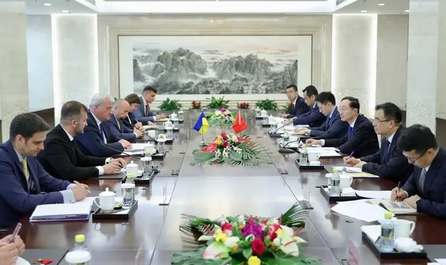 Україна і Китай провели політичні консультації