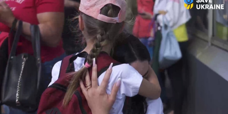 До України вдалося повернути ще 3 дітей з окупації