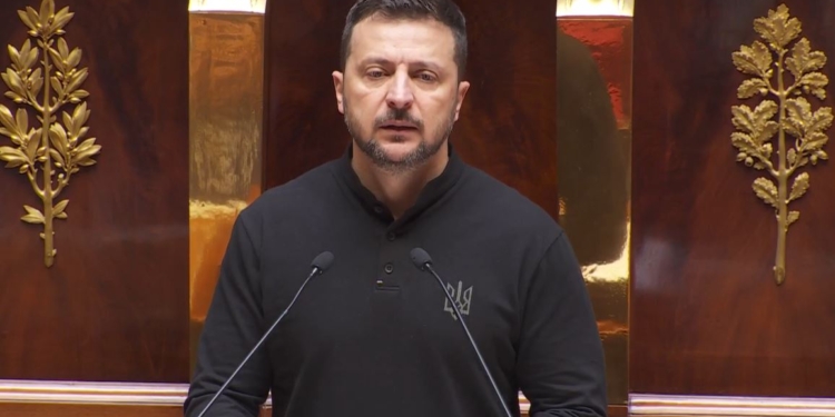 “Цей російський режим не знає меж”, – Зеленський виступив у французькому парламенті (ВІДЕО)