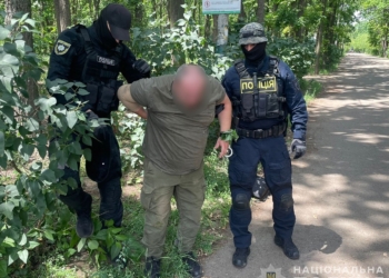 На Одещині взяли посадовця ТЦК на хабарі в $4 тис. – за махінації з повістками (ФОТО)
