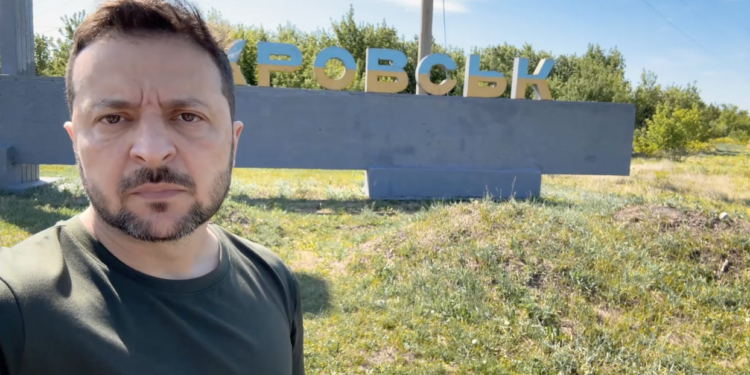 Зеленський на Донеччині – з Сирським і Гнатовим. Чиновникам висновки не сподобаються (ВІДЕО)