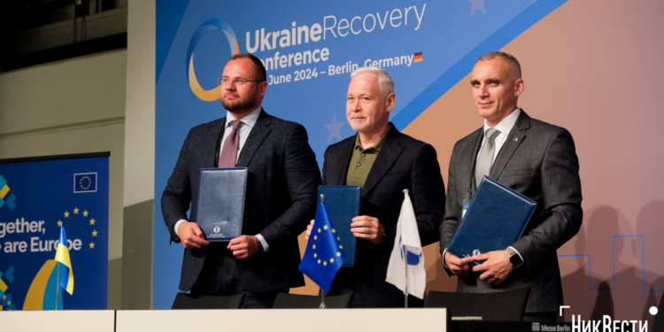 10 млн.євро кредиту на 15 млн.євро гранту на водопостачання Миколаєва: Сенкевич у Берліні підписав договори з ЄБРР  (ФОТО)