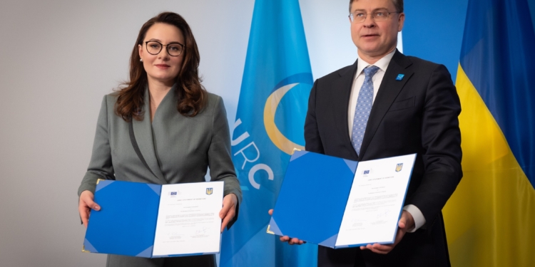 ЄС підписав перші гарантійні угоди на суму 1,4 млрд євро в рамках інвестиційного компонента програми Ukraine Facility (ФОТО)