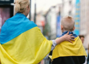 Рада ЄС продовжила тимчасовий захист для українських біженців до березня 2026 року