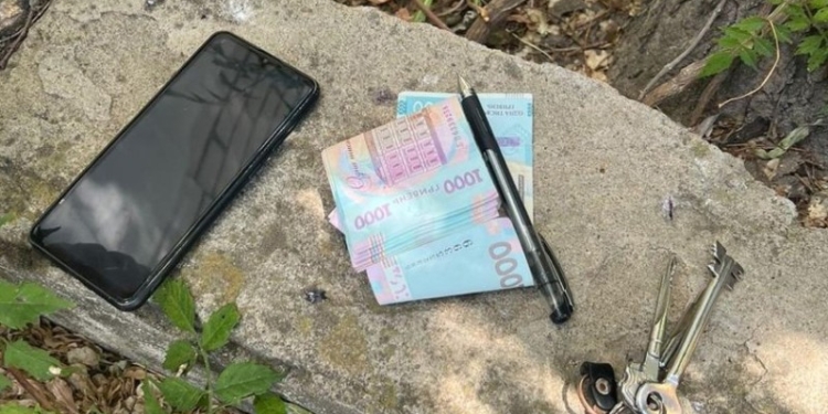 У Миколаєві на хабарі 10 тис.грн. затримали чоловіка – обіцяв знайомому «посприяти» в отриманні водійських прав
