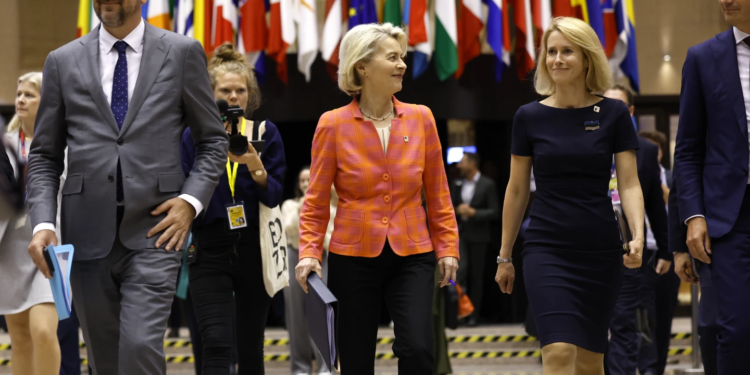 В ЄС поділили портфелі. Урсула фон дер Ляєн залишається, Мелоні і Орбан проти