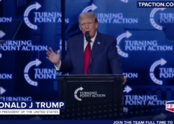 Трамп сказав, що припинить допомогу Україні, якщо «зайде в Білій дім, як президент» (ВІДЕО)