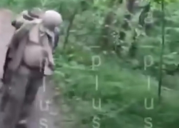 Росіяни оприлюднили відео з черговим знущанням з українських військовополонених – український Омбудсман вимагає реакції світу (ВІДЕО)