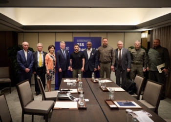 Зеленський у Сінгапурі зустрівся з делегацією Палати представників Конгресу США. Про що говорили