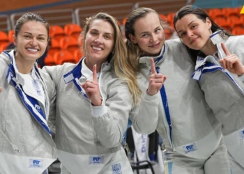 Ольга Харлан з Миколаєва та її подруги по команді— віцечемпіонки Європи з фехтування