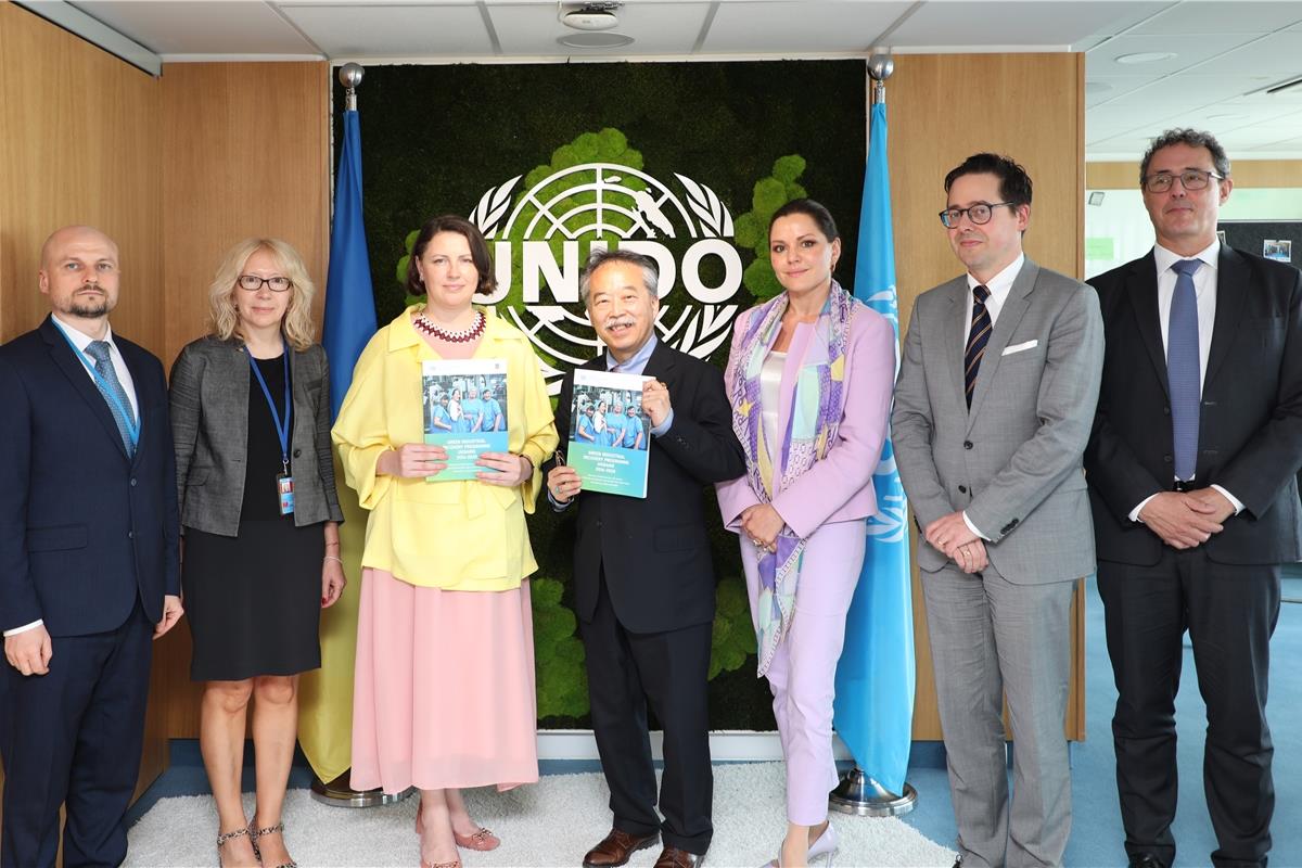 Японія передасть Україні низку промислових технологій, протези у нас виготовлятимуть за допомогою 3D друку