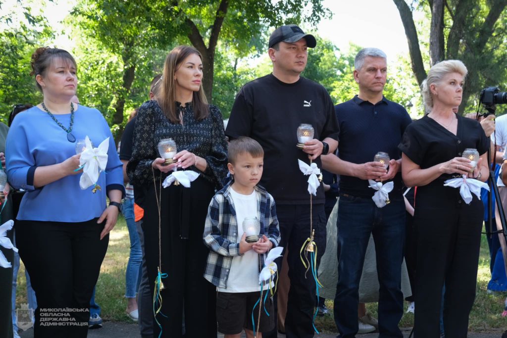 У Миколаєві вшанували пам'ять дітей, які загинули внаслідок збройної агресії рф проти України (ФОТО) 2