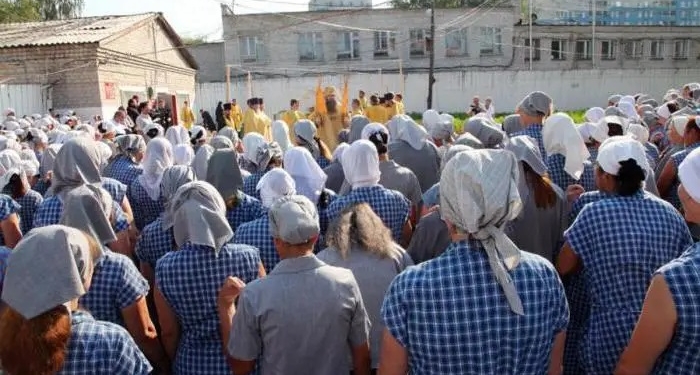 Росіяни почали відправляти на фронт штурмові загони з зеків-жінок