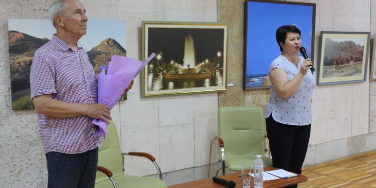 «Коротко про головне»: у Миколаєві відкрилась фотовиставка Олександра Уса (ФОТО)