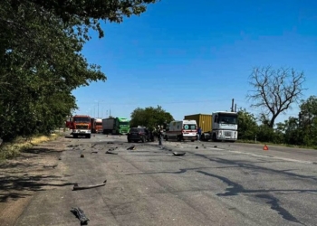 В Миколаєві на віїзді з Весняного сталася ДТП (ФОТО)