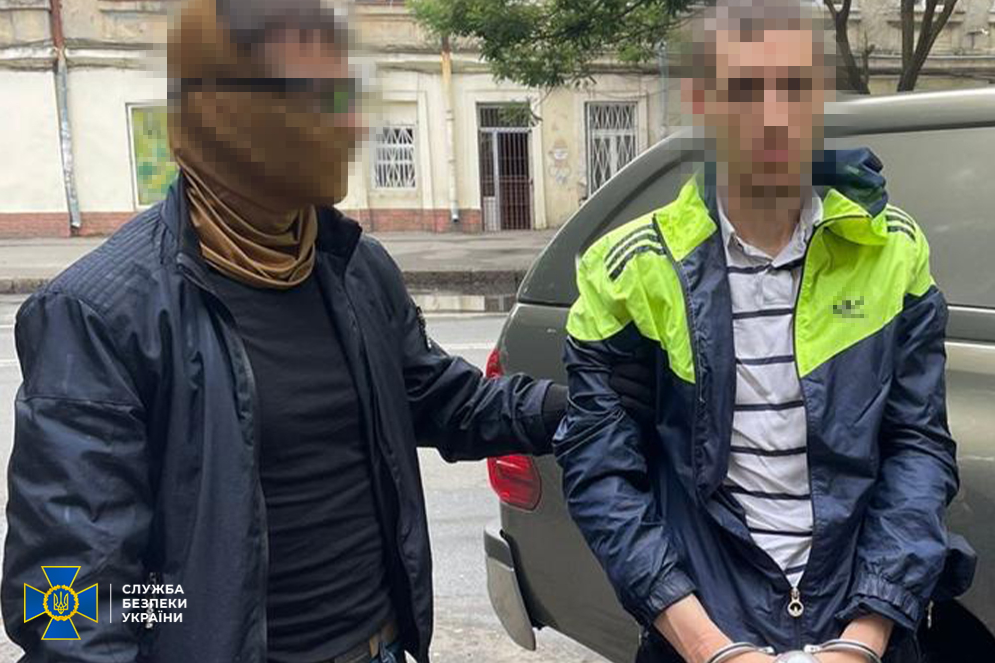 В Одесі затримли чоловіків, які за завданням ФСБ мали підпалювати авто  військових і залучили наркоманів (ФОТО)