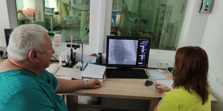 У кардіоцентрі Миколаєва застосовують сучасну методику оперативного лікування блокади серця (ФОТО)