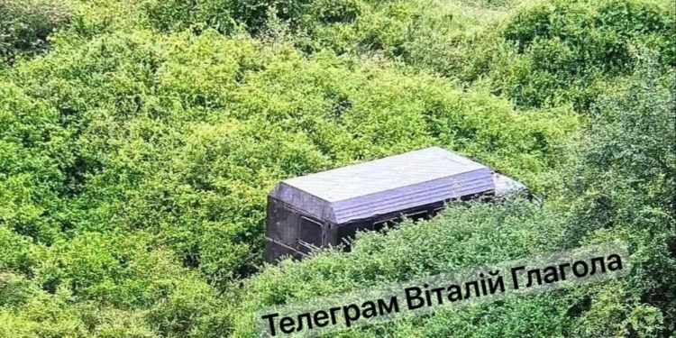 ГАЗ-66 з військовими номерами прорвав угорський кордон, в авто було 32 українських громадян (ФОТО)