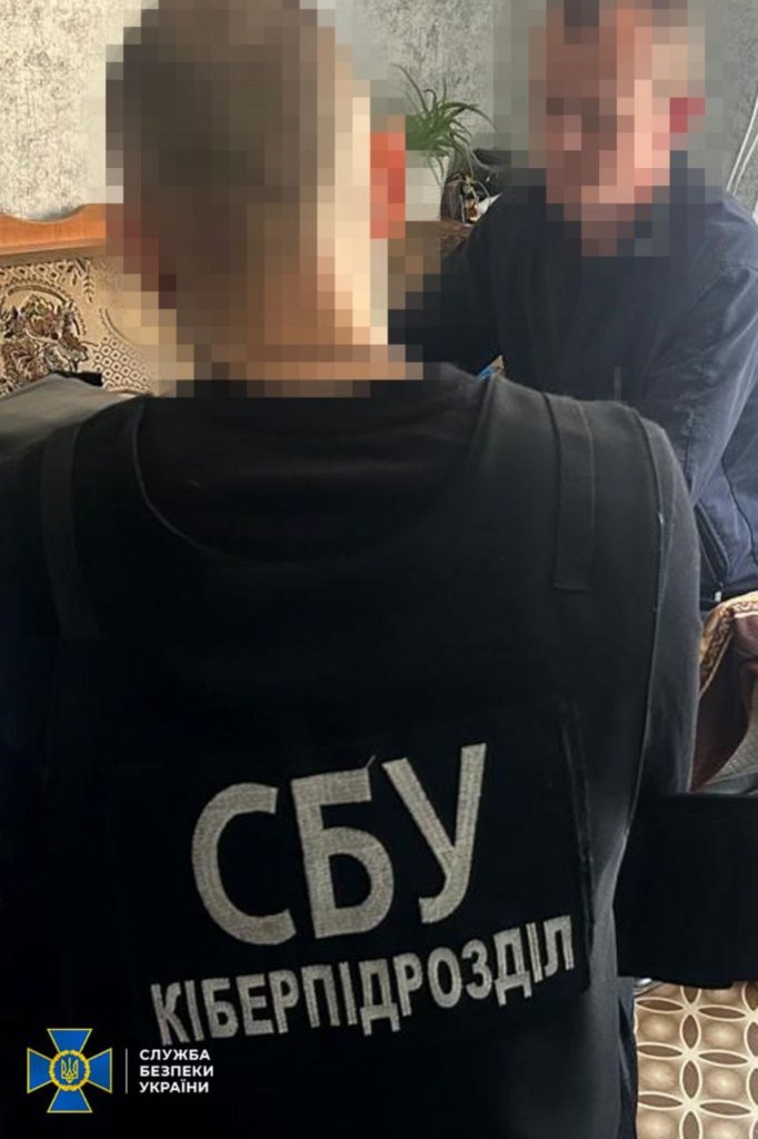 В Одесі затримали 7 блогерів - СБУ їх звинувачує в роботі на ворога (ФОТО) 3