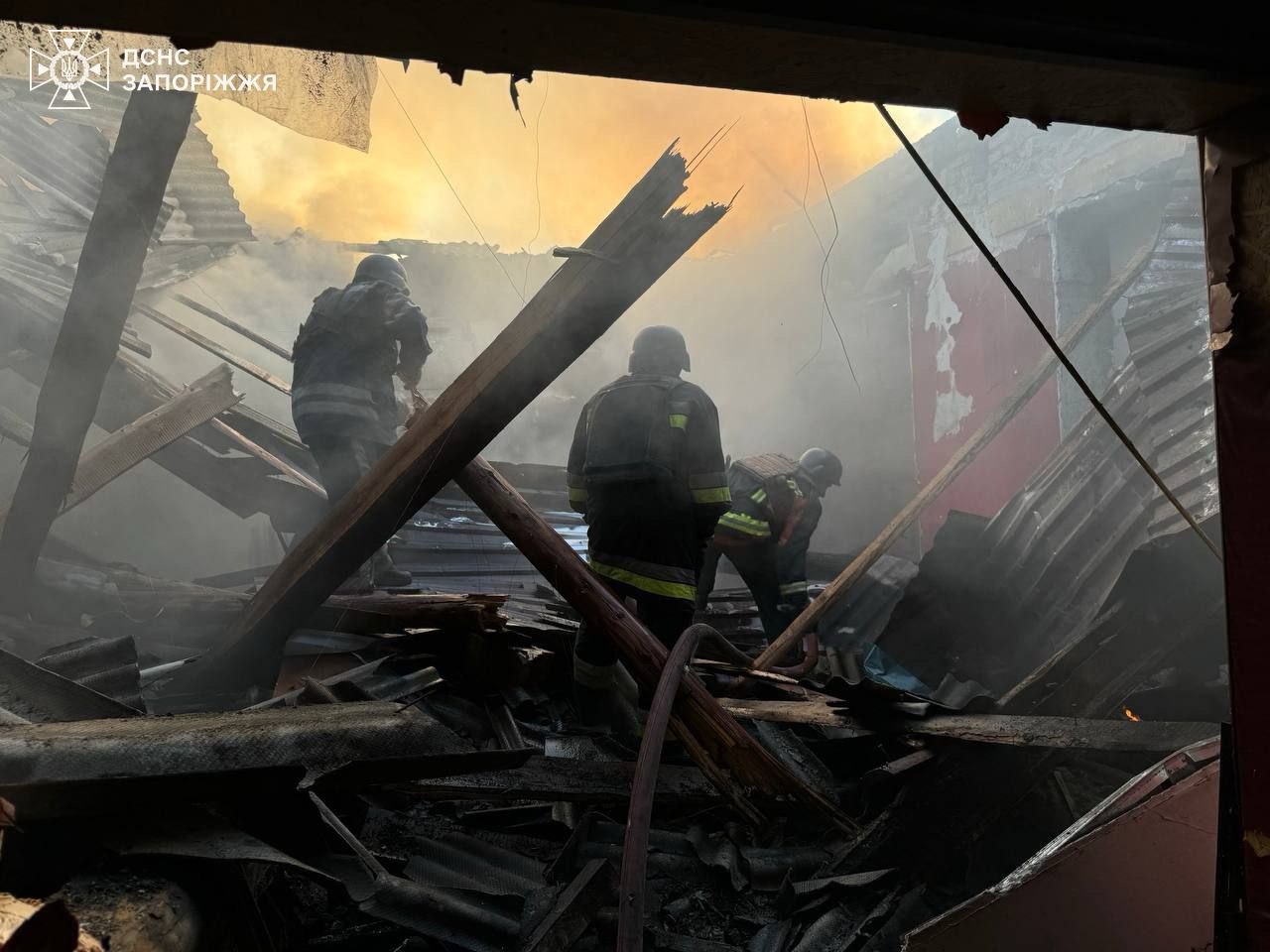 Кількість постраждалих внаслідок ракетного удару по Вільнянську Запорізької області зросла до 38 (ФОТО)