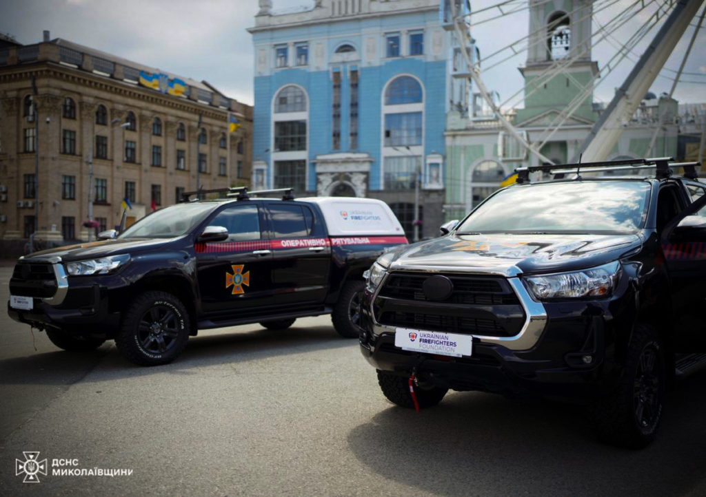 Очаківські рятувальники отримали пікап від благодійного фонду Ukrainian FireFighters Foundation (ФОТО) 6