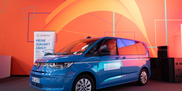 Нижня Саксонія передала Миколаївщині десять автомобілів для перевезення школярів (ФОТО)