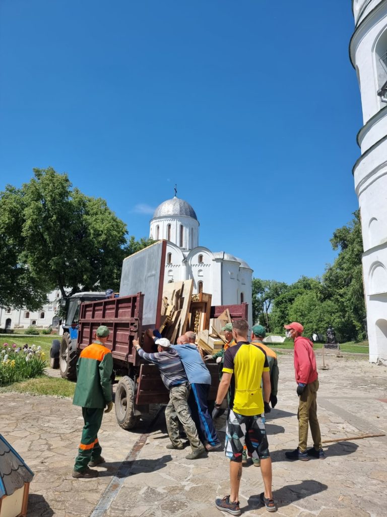 У Чернігові відновлюють Спасо-Преображенський собор після користування московським патріархатом (ФОТО) 8