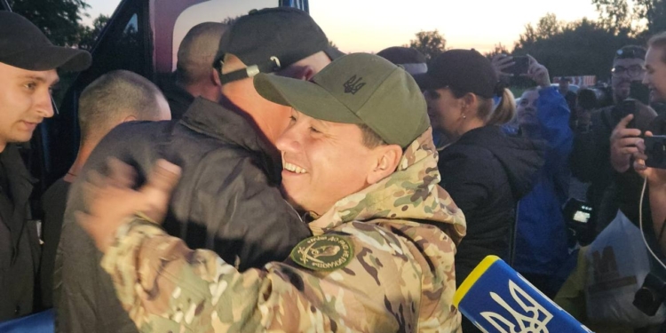 Обмін: Україна повернула додому 90 наших Захисників (ФОТО)
