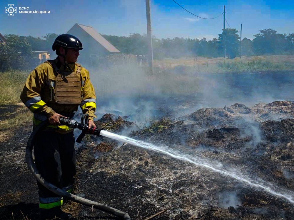 За добу на Миколаївщині виникла 31 пожежа, 2 з них - через російські обстріли (ФОТО) 1