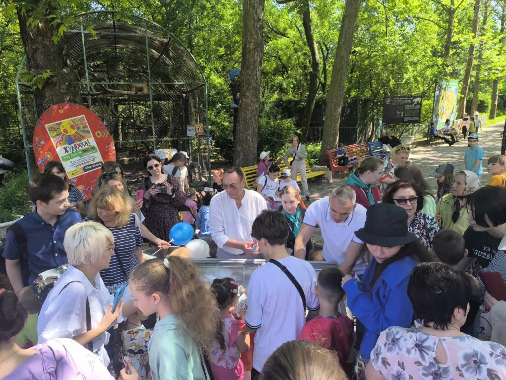 Як за мирних часів: у Миколаївському зоопарку відзначили День захисту дітей (ФОТО) 15
